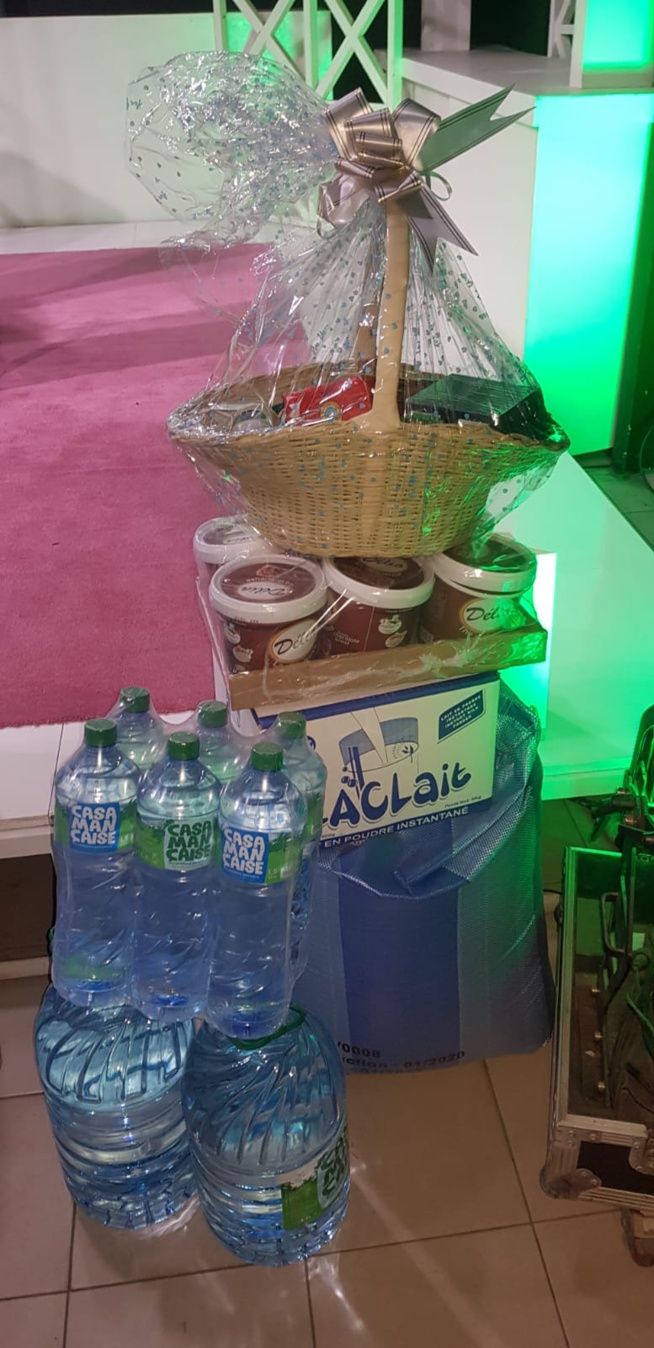 Concours du meilleur "BILAL"la 2STV casque d'importants lots pour les trois finalistes et le membres du jury. Concours du meilleur "BILAL"la 2STV casque d'importants lots pour les trois finalistes et le membres du jury.