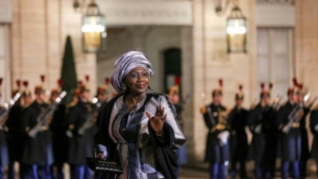 Nomination d’Aminata Tall Présidente honoraire du CESE : Un décret N°2020-976 trouvé dans le Journal Officiel du 21 avril 2020, selon le TÉMOIN. Nomination d’Aminata Tall Présidente honoraire du CESE : Un décret N°2020-976 trouvé dans le Journal Officiel du 21 avril 2020, selon le TÉMOIN.