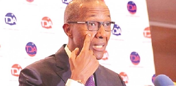 Honorariat au Cese: «Le mensonge de la Présidence se confirme» (Abdoul Mbaye) Honorariat au Cese: «Le mensonge de la Présidence se confirme» (Abdoul Mbaye)