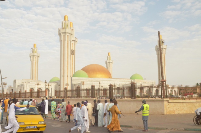 Korité 2020: Les temps forts de la Prière à la Mosquée Massalikoul Djinâne Korité 2020: Les temps forts de la Prière à la Mosquée Massalikoul Djinâne