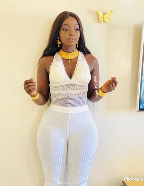 Hanches bien taillées, dans une tenue très tendance: Chou Mimi , une vraie Jongoma qui brille dans ses …