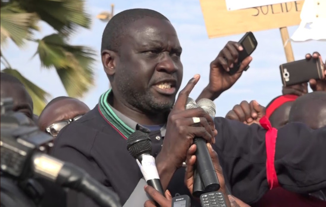 A LA UNE(Audio) Réouverture des classes : Abdoulaye Ndoye SG CUSEMS, tire du le gouvernement » Ay Thiouné lagnou » A LA UNE(Audio) Réouverture des classes : Abdoulaye Ndoye SG CUSEMS, tire du le gouvernement » Ay Thiouné lagnou »