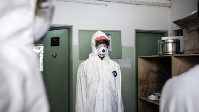 « Il n’y a plus de lits à Dakar, les chiffres sont faux. On sera bientôt à 15 000 cas », Dr Babacar Niang de Suma Assistance « Il n’y a plus de lits à Dakar, les chiffres sont faux. On sera bientôt à 15 000 cas », Dr Babacar Niang de Suma Assistance