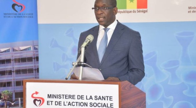 Dakar s’enfonce encore plus dans la transmission communautaire et attend toujours les mesures spécifiques annoncées par Diouf Sarr Dakar s’enfonce encore plus dans la transmission communautaire et attend toujours les mesures spécifiques annoncées par Diouf Sarr