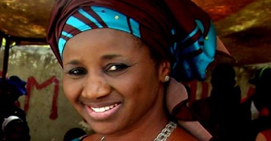 URGENT – Kaolack : la maison du maire Mariama Sarr saccagée par les manifestants ! URGENT – Kaolack : la maison du maire Mariama Sarr saccagée par les manifestants !