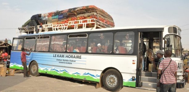 Panique à Touba: un homme de 63 ans meurt dans un bus en provenance de Dakar Panique à Touba: un homme de 63 ans meurt dans un bus en provenance de Dakar