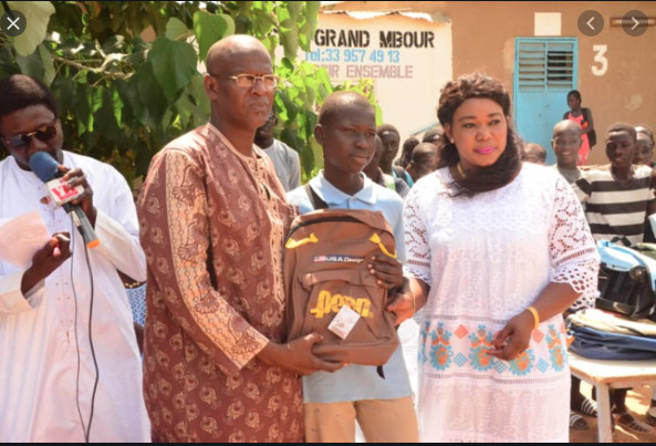 Appel au dons lancé (2020/2021) pour l'association "Miroir Citoyeneté" de feu Mamadou Diop Appel au dons lancé (2020/2021) pour l'association "Miroir Citoyeneté" de feu Mamadou Diop