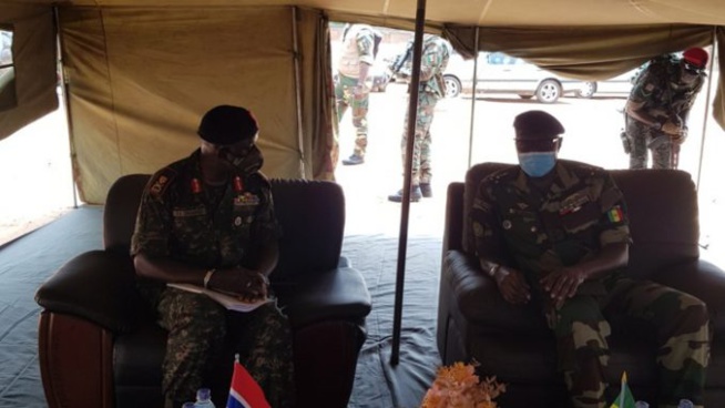 Remous en Casamance : Rencontre entre les Cemga du Sénégal et de la Gambie :Voici ce qu’ils se sont dit Remous en Casamance : Rencontre entre les Cemga du Sénégal et de la Gambie :Voici ce qu’ils se sont dit