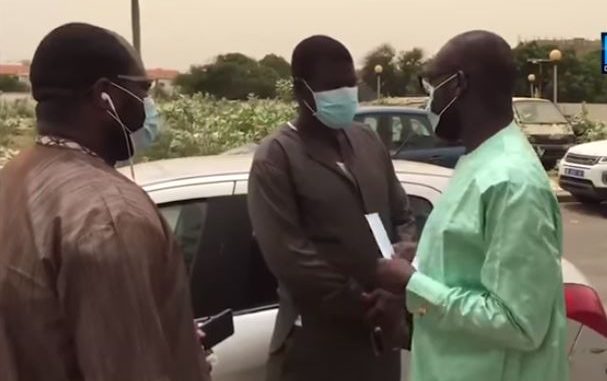 Palais de justice : Images et premiers mots de Cheikh Yérim Seck à sa sortie du tribunal. Palais de justice : Images et premiers mots de Cheikh Yérim Seck à sa sortie du tribunal.