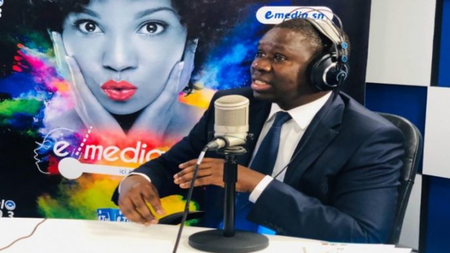 UNE NOUVELLE LOI POUR RÉGULER LES TRANSPORTS TERRESTRES UNE NOUVELLE LOI POUR RÉGULER LES TRANSPORTS TERRESTRES