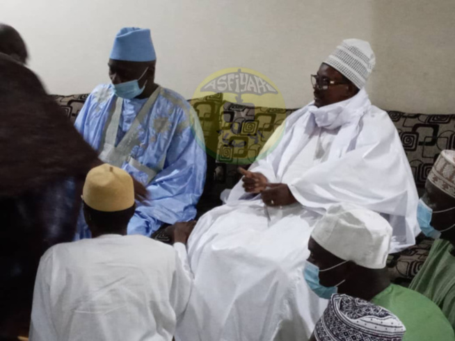 Présentation de Condoléances de Serigne Bass AbdouHadre au nom du Khalif General des Mourides