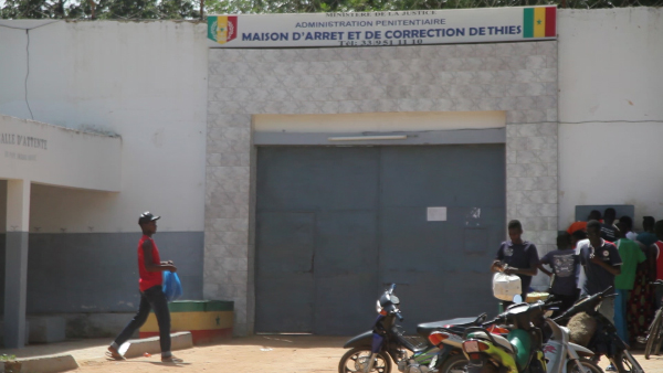 Après l’arrivée du coronavirus dans la prison de Thiès, 2 prisonniers décèdent de manière suspecte