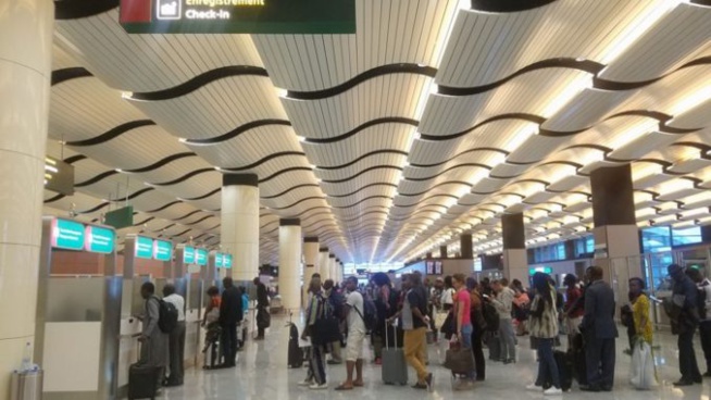 Covid19 : réouverture des frontières aériennes :Voici la date officielle de la reprise des vols à l’AIBD Covid19 : réouverture des frontières aériennes :Voici la date officielle de la reprise des vols à l’AIBD