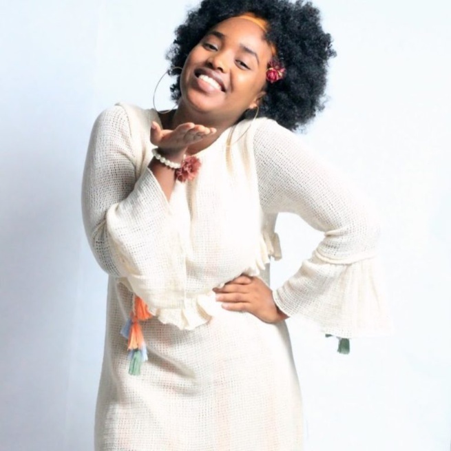 Aicha Koné « Sen Ptit Gallé » étale sa beauté et sa classe