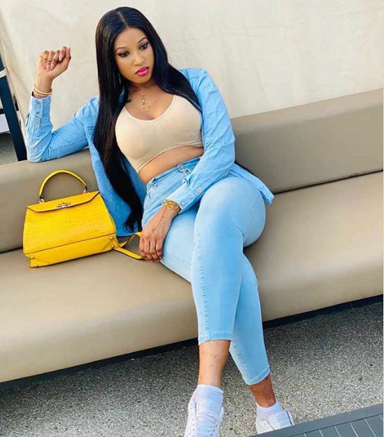 Shasha la femme de « Aba no stress », une beauté à vous couper le souffle! Shasha la femme de « Aba no stress », une beauté à vous couper le souffle!