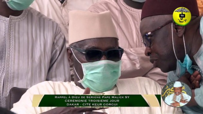 Le Khalife à Diouf Sarr « Il n’a jamais cherché à l’offenser. Peut-être que les gens ont mal interprété ses propos » Le Khalife à Diouf Sarr « Il n’a jamais cherché à l’offenser. Peut-être que les gens ont mal interprété ses propos »