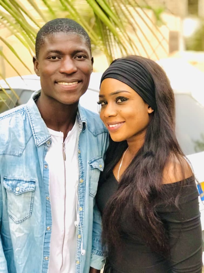 Après 3 ans de mariage, l’animateur de la 7TV El Hadji Mor s’affiche en amoureux avec sa ravissante épouse
