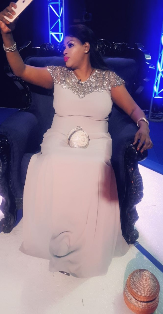 Sublime et élégante Kebs Thiam promet du lourd aux téléspectateurs bientôt Sublime et élégante Kebs Thiam promet du lourd aux téléspectateurs bientôt