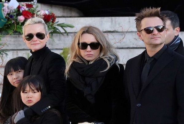 Héritage Hallyday : Laeticia annonce un «accord définitif» avec Laura Smet Héritage Hallyday : Laeticia annonce un «accord définitif» avec Laura Smet