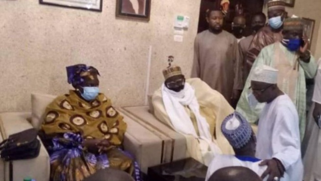 Mme Aminata Toure à Medina Baye pour presenter ses condoleances à l’imam Cheikh Tidiane Cisse