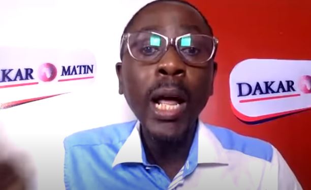La République des insulteurs (Par Pape Alé Niang) La République des insulteurs (Par Pape Alé Niang)