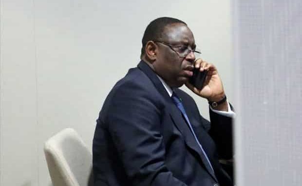 Querelle interne à l’Apr et lutte contre la Covid-19 : Macky Sall entre deux grands feux Querelle interne à l’Apr et lutte contre la Covid-19 : Macky Sall entre deux grands feux