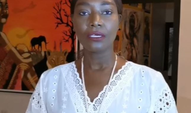 Plainte contre X,Coumba GAWLO,la diva annonce une mauvaise nouvelle à ses fans Plainte contre X,Coumba GAWLO,la diva annonce une mauvaise nouvelle à ses fans