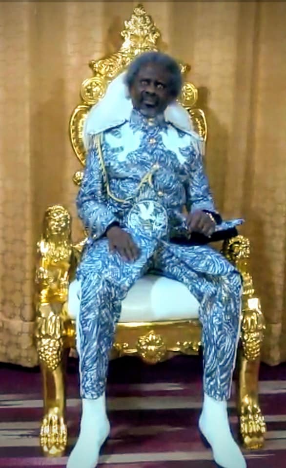 Ces photos de Serigne Modou Kara font le buzz sur le net Ces photos de Serigne Modou Kara font le buzz sur le net