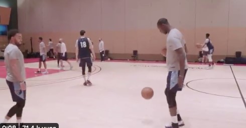 Vidéo:Gorgui Sy Dieng étale ses talents de footballeur !
