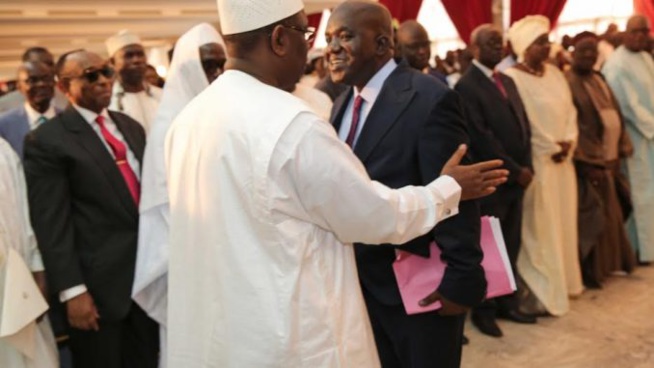 Moustapha Diakhaté révèle : « Macky et Oumar Sarr sont dans un deal pour …» Moustapha Diakhaté révèle : « Macky et Oumar Sarr sont dans un deal pour …»