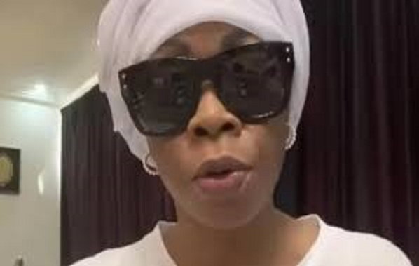 Justice: Condamnée à deux mois avec sursis, avec une amende de 2 millions de FCfa, Aby Ndour compte interjeter appel Justice: Condamnée à deux mois avec sursis, avec une amende de 2 millions de FCfa, Aby Ndour compte interjeter appel