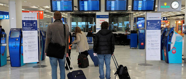 Un Sénégalais accuse de « fraude Covid-19 » la Royal Air Maroc Un Sénégalais accuse de « fraude Covid-19 » la Royal Air Maroc