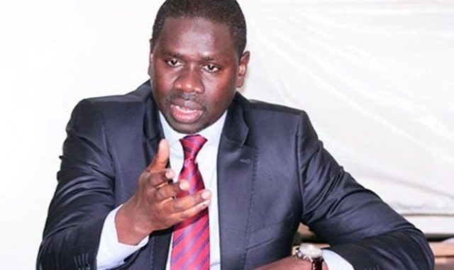 Visites techniques des véhicules : L’importante décision du ministre Oumar Youm qui bouscule presque tout Visites techniques des véhicules : L’importante décision du ministre Oumar Youm qui bouscule presque tout