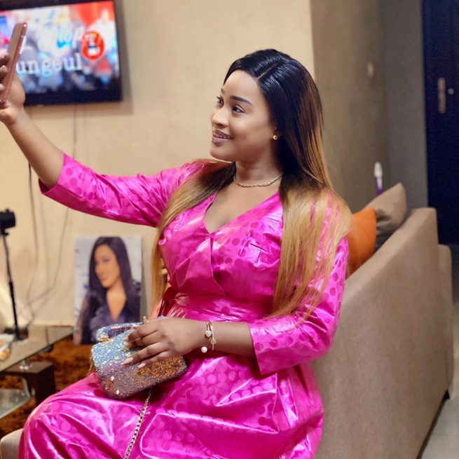 Adimirez les nouveaux clichés sensuels de Racky MDHM Adimirez les nouveaux clichés sensuels de Racky MDHM