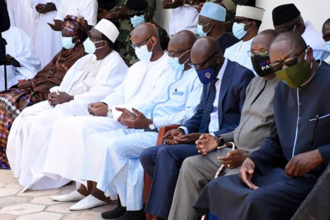 Levée du corps du journaliste Babacar Touré, fondateur du Groupe de presse Sud Com à l’hôpital Principal Levée du corps du journaliste Babacar Touré, fondateur du Groupe de presse Sud Com à l’hôpital Principal
