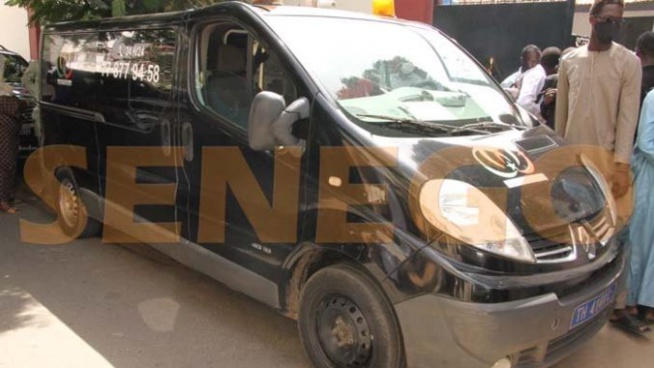 Babacar Touré – Darou Minam : La prière mortuaire dirigée par Serigne Modou Ablaye Mbacké Babacar Touré – Darou Minam : La prière mortuaire dirigée par Serigne Modou Ablaye Mbacké