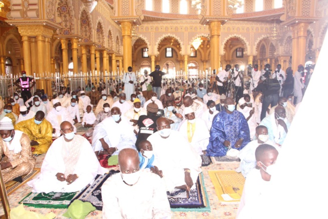 Priére de la Tabaski, Massalikoul Djinane a bien respect" les mesures barrières du Covid19 Priére de la Tabaski, Massalikoul Djinane a bien respect" les mesures barrières du Covid19