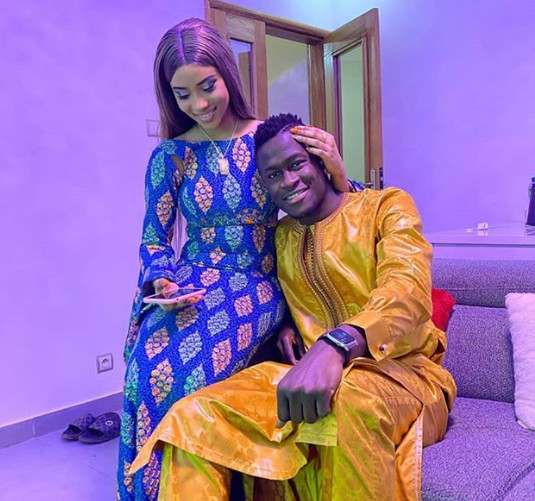 Mode Tabaski: Le couple de stars Racky Aidara et Ibou Guèye en toute complicité avec leur mère !