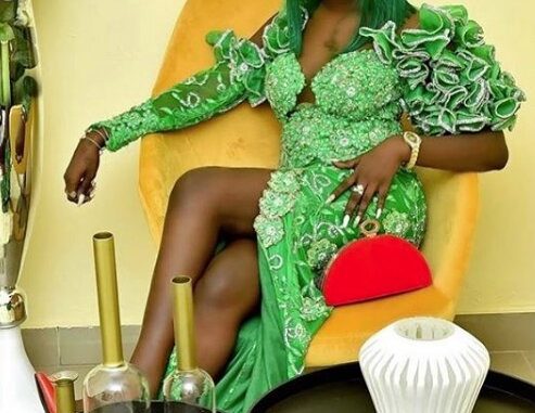 Sagnsé Tabaski 2020 : Voici la tenue qui fait sensation sur les réseaux sociaux au sénégal Sagnsé Tabaski 2020 : Voici la tenue qui fait sensation sur les réseaux sociaux au sénégal
