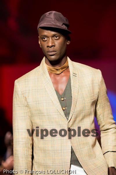 Quand Souleymane Julo Pro séduit les femmes Quand Souleymane Julo Pro séduit les femmes