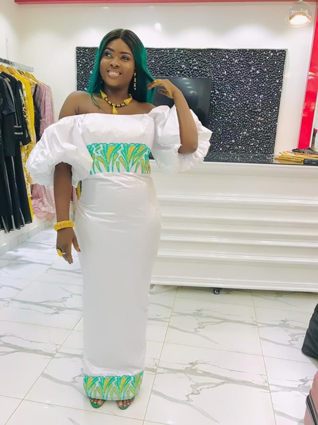 L’élégante Sabel Dieng, l’artiste adossée à ses valeurs… L’élégante Sabel Dieng, l’artiste adossée à ses valeurs…