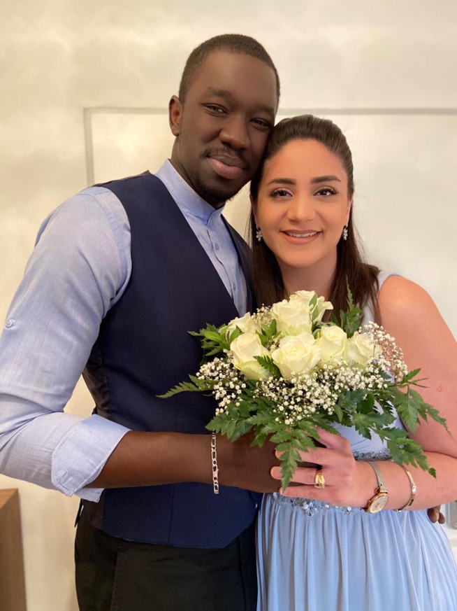 Découvrez La complicité entre l’Inspecteur Dione et sa femme, très amoureux, regardez Découvrez La complicité entre l’Inspecteur Dione et sa femme, très amoureux, regardez