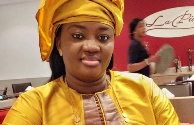 Fraichement mariée Yaye Fatou Diagne l’Ex de Ahmed Khalifa Niasse et Serigne Mboup s’affiche en mode « Diongoma, Tee Rafeet » Fraichement mariée Yaye Fatou Diagne l’Ex de Ahmed Khalifa Niasse et Serigne Mboup s’affiche en mode « Diongoma, Tee Rafeet »