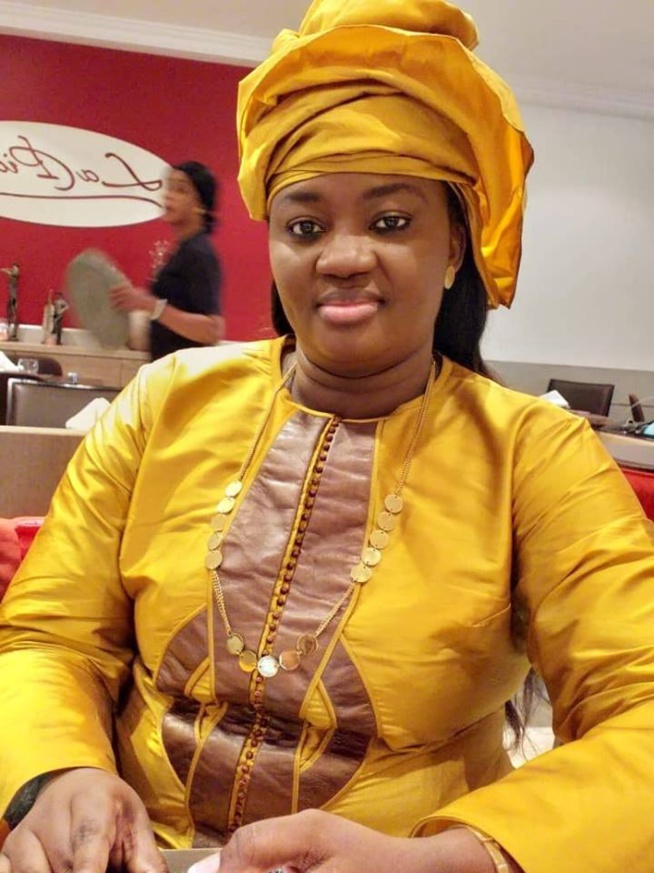 Fraichement mariée Yaye Fatou Diagne l’Ex de Ahmed Khalifa Niasse et Serigne Mboup s’affiche en mode « Diongoma, Tee Rafeet »