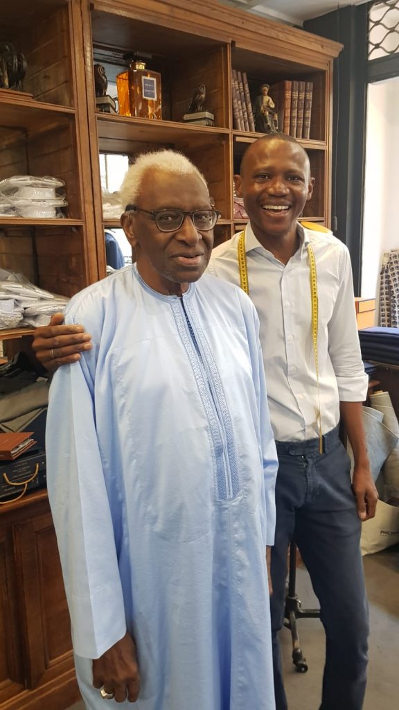Le Président Lamine Diack est allé rendre visite à Assane Pene le fils de Oumar Pene