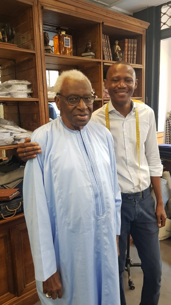 Le Président Lamine Diack est allé rendre visite à Assane Pene le fils de Oumar Pene