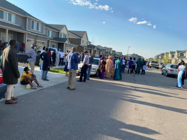 Le Président de l’Association des Sénégalais d’Amerique, Sadio Yaya Barry et le Trésorier Général, Mamadou Drame à Denver pour rendre hommage à Djiby Diol et sa famille Le Président de l’Association des Sénégalais d’Amerique, Sadio Yaya Barry et le Trésorier Général, Mamadou Drame à Denver pour rendre hommage à Djiby Diol et sa famille