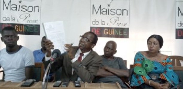 Plus de 51 millions de dollars: tel est le montant qu’auraient détourné deux cadres du ministère des Télécommunications. C’est le procureur de la République près le tribunal de première instance de Kaloum qui l’a dit lundi lors d’un point presse. Sel Plus de 51 millions de dollars: tel est le montant qu’auraient détourné deux cadres du ministère des Télécommunications. C’est le procureur de la République près le tribunal de première instance de Kaloum qui l’a dit lundi lors d’un point presse. Sel