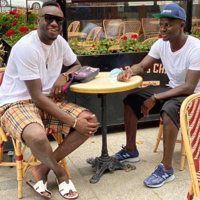 Mbaye Diagne en toute complicité avec Sadio Mane