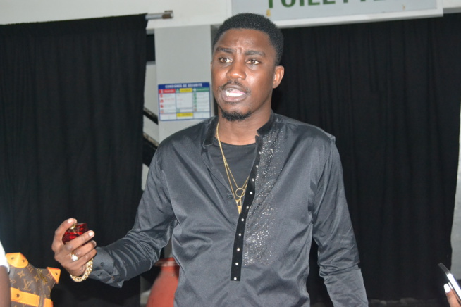 VIDEO: Waly Seck se confie sur le Limosine offerte à Serigne Mountakha, la grande surprise réservée aux Sénégalais... VIDEO: Waly Seck se confie sur le Limosine offerte à Serigne Mountakha, la grande surprise réservée aux Sénégalais...